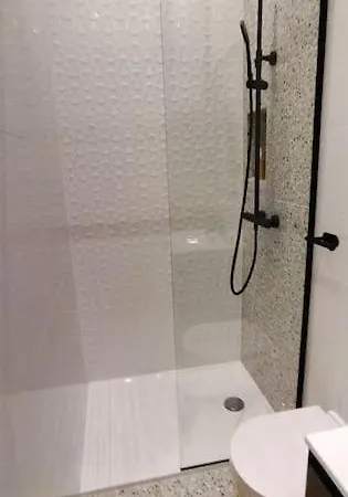 Apartment Cute Marla Art Close To Center Pula